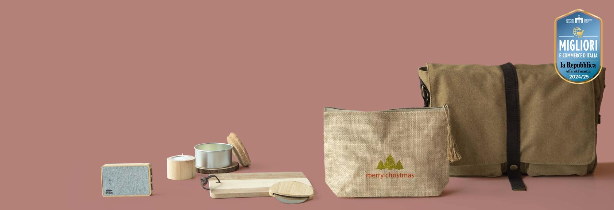 Set di gadget aziendali personalizzati: Borsa, pochette, tagliere, candela, powerbank ideali per regali pubblicitari ed eventi