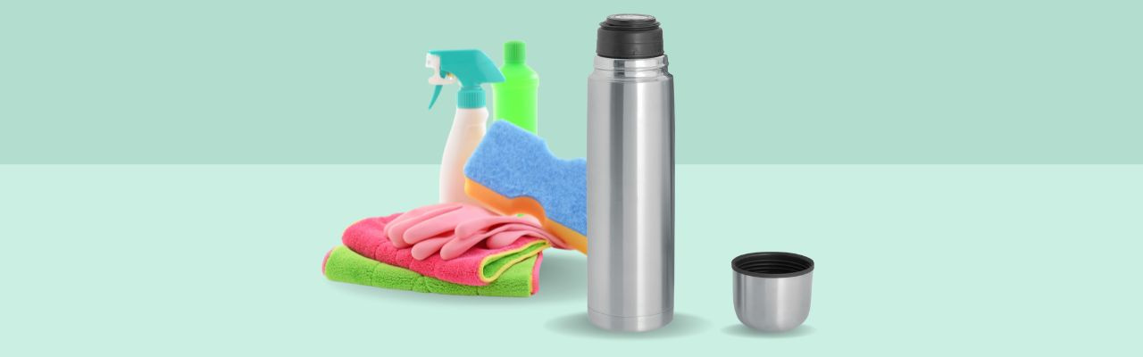 Borraccia termica con prodotti per le pulizie sul retro