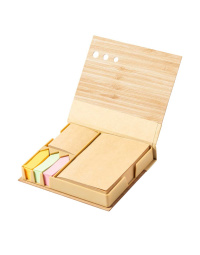 Set da scrivania con post-it e segna pagine