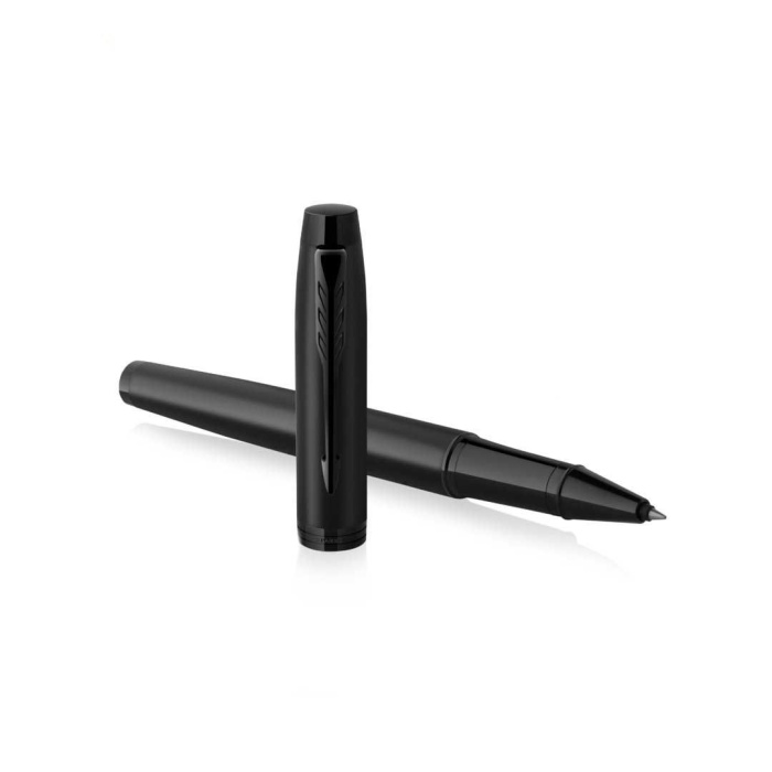 Penna roller Parker IM Achromatic – Eleganza total black