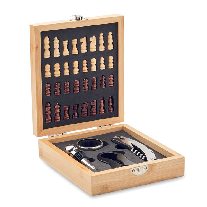 Set vino in bambù con scacchiera integrata e accessori
