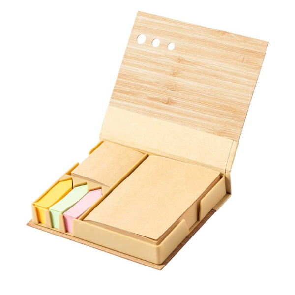 Set da scrivania con post-it e segna pagine