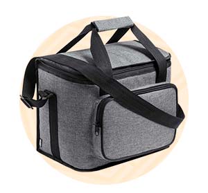 Borsa termica grigia. Background composto da un cerchio arancione.
