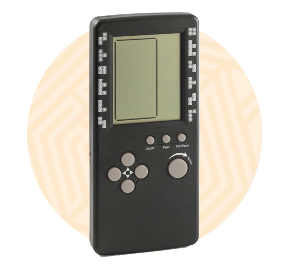 Gioco elettronico di tipo gameboy nero.  Background di una grafica circolare arancione. 