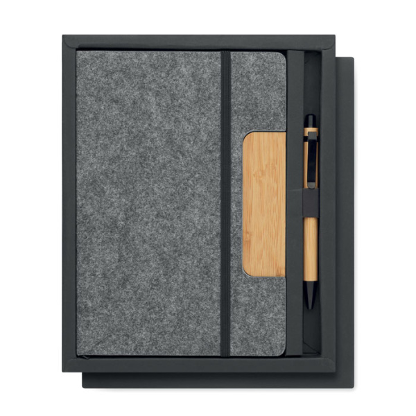 Set quaderno A5 in feltro RPET con penna in bambù