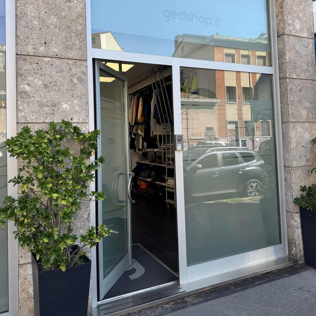 Sede di Gadget48 - Showroom di Milano, via Govone 14 Sede di Gadget48 - Showroom di Milano, via Govone 14